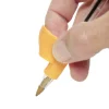 Adaptateur de crayon ou stylo pour bon positionnement doigt 2 pièces < Gifi Outlet