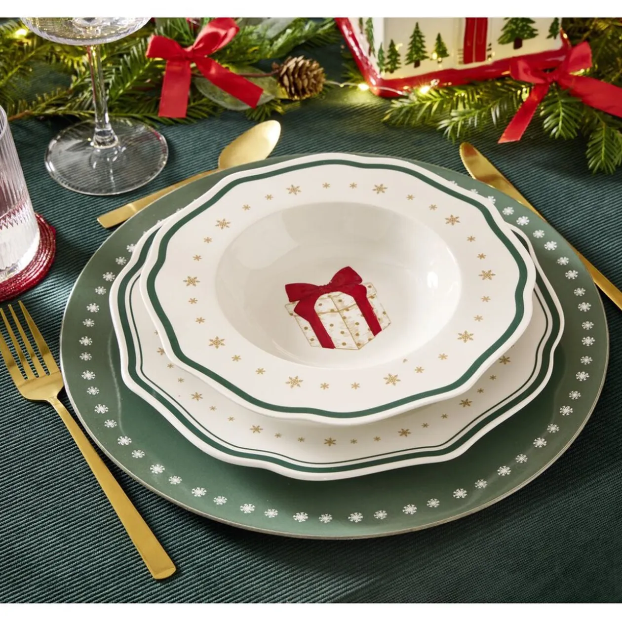 Assiette creuse imprimé boule de Noël contour vague bleu faïence Ø22 cm