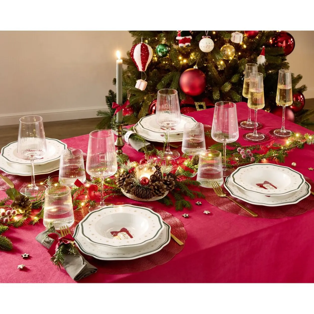 Assiette creuse imprimé boule de Noël contour vague bleu faïence Ø22 cm