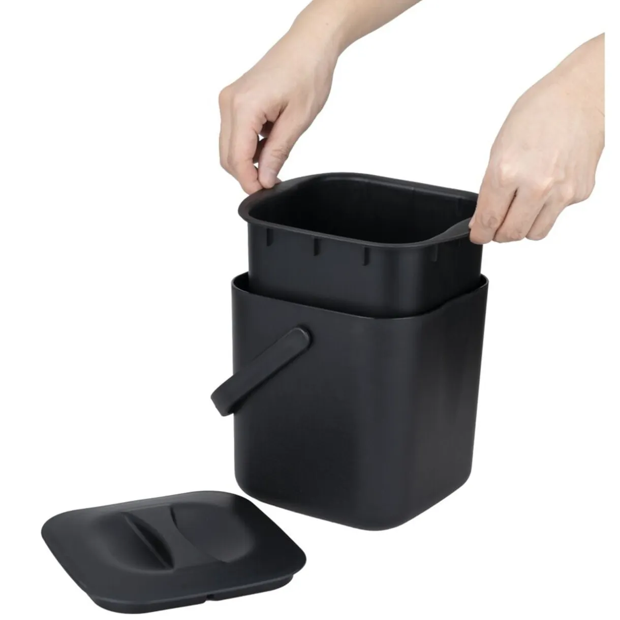 Bac à compost format cuisine 3L avec panier et poignée plastique noir 19x18xH18cm < Gifi New