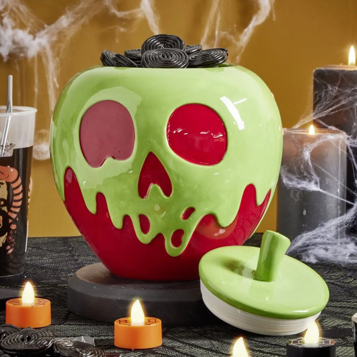 Bonbonnière Halloween Disney Villains rouge et vert Ø20xH22,5cm < Gifi Outlet