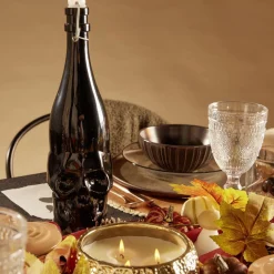 Bouteille Halloween 1L en verre forme tête de mort noire < Gifi Hot