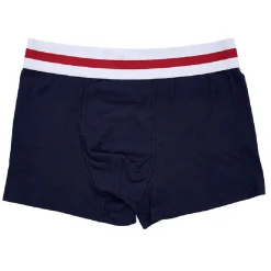 Boxer homme parfait et modeste