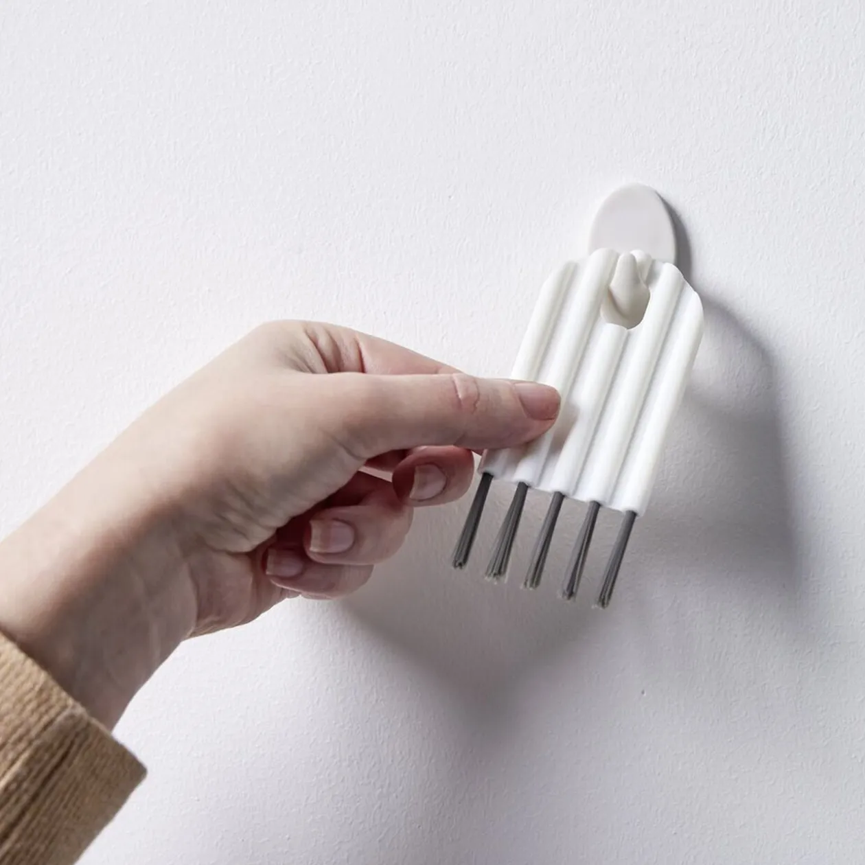 Brosse de nettoyage petits espaces