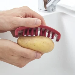 Brosse de nettoyage pour couverts légumes < Gifi Best