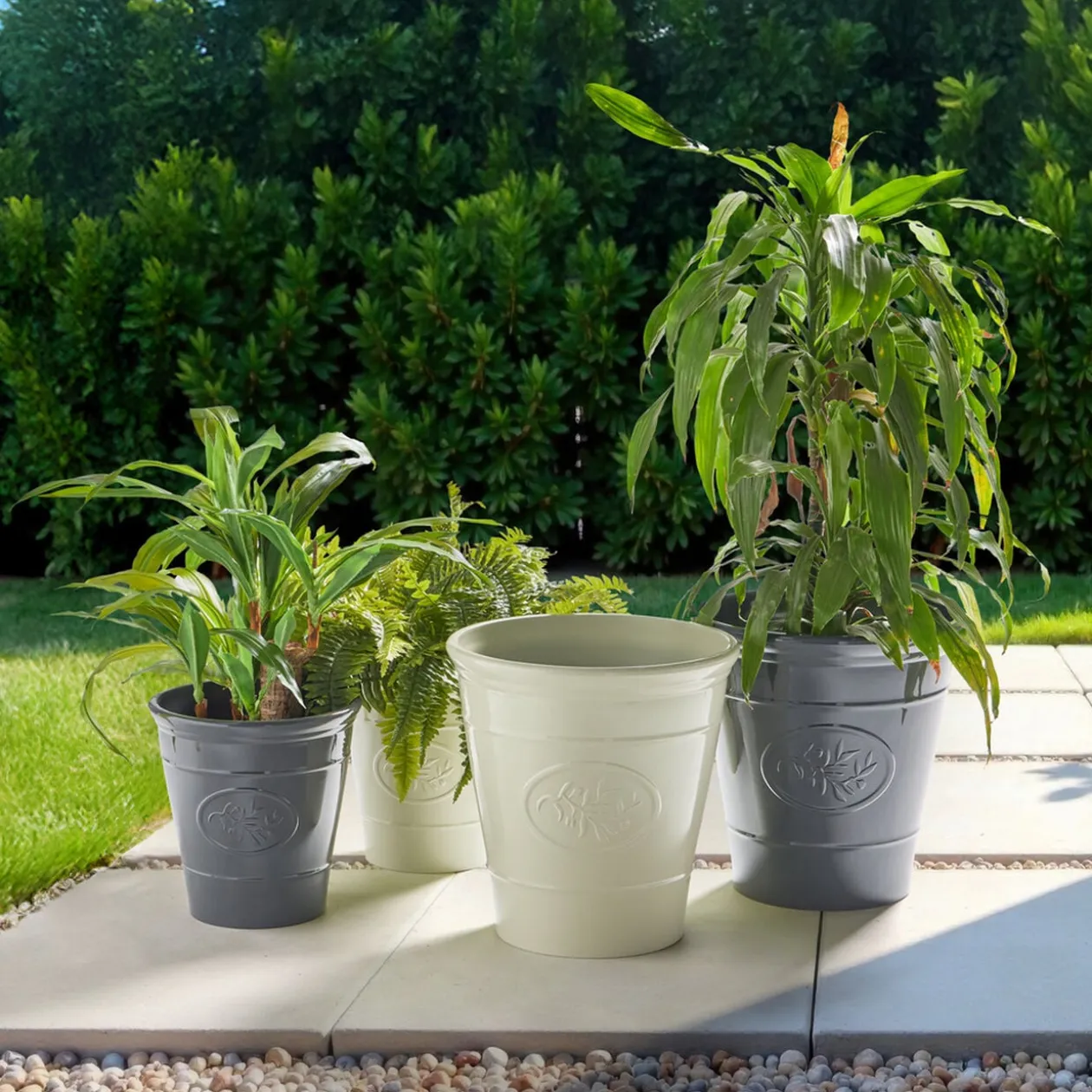Cache pot motif provençal plastique gris Ø30xH30cm