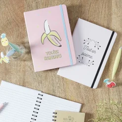 Cahier avec élastique latéral format A5 motif banane