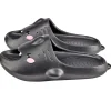 Claquettes raie manta noires 36/37 < Gifi