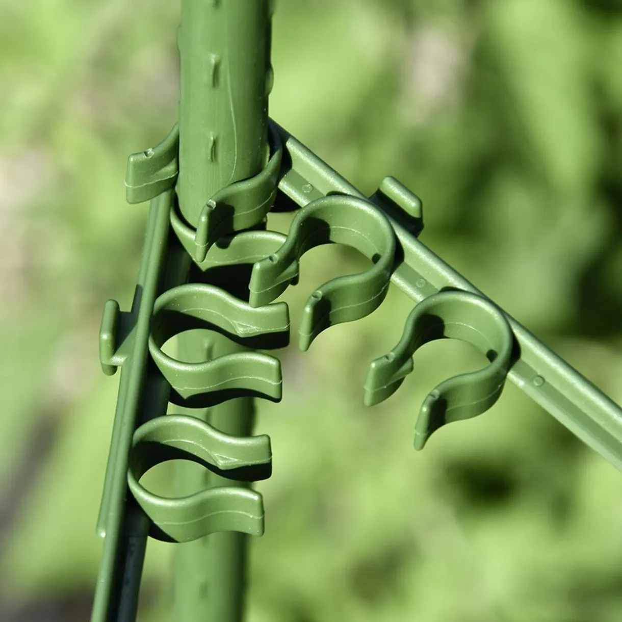 Connecteur tuteur plastique vert L28cm x9 < Gifi Discount