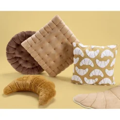 Coussin carré forme biscuit au beurre marron 40x40cm < Gifi