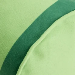 Coussin forme boudin bayadère rayures colorées Ø15x40cm (2 modèles rouge ou vert ) < Gifi
