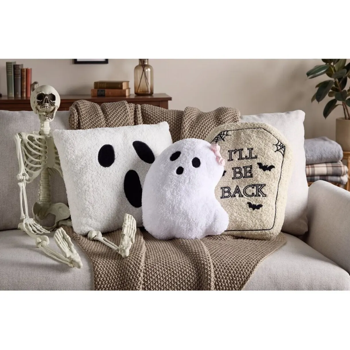 Coussin peluche Halloween fantôme mignon polyester blanc 36x23cm < Gifi