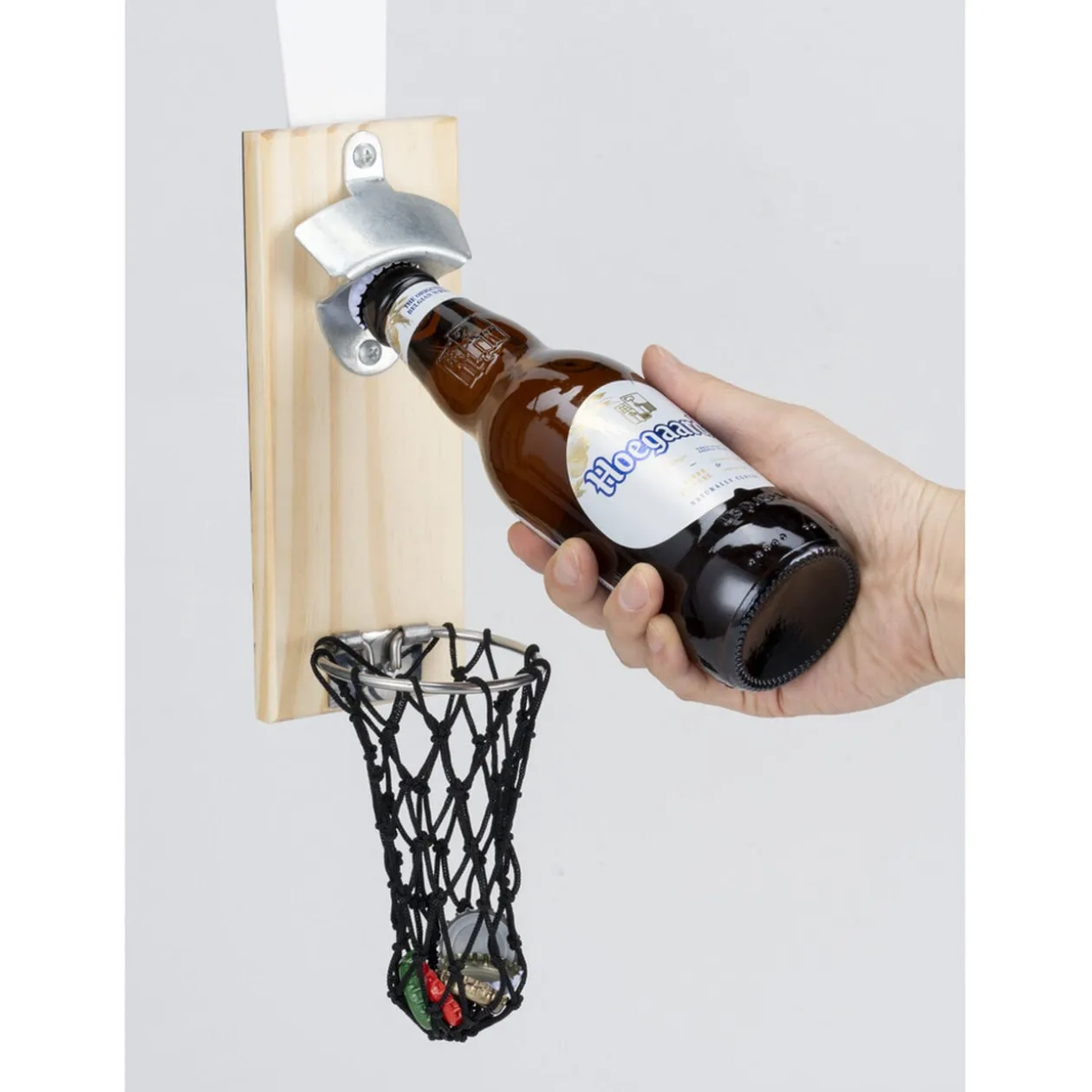 Décapsuleur mural basketball en bois 8x5xH20cm
