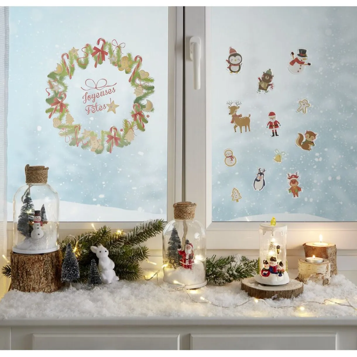 Décoration de fenêtre couronne de Noël sapin < Gifi
