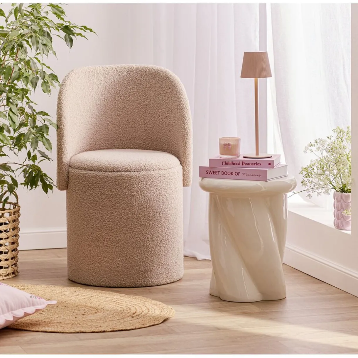 Fauteuil coffre rond amovible Clara tissu bouclette beige 48,5x45xH75cm < Gifi Clearance