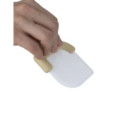 Grattoir poêle anti-rayures polypropylène 7,5x8cm (3 modèles)