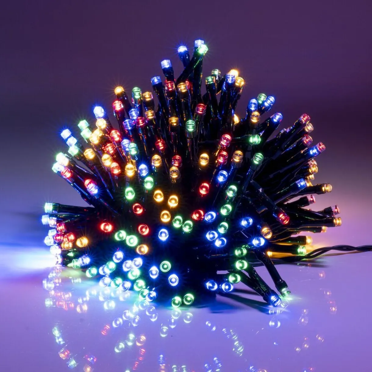 Guirlande de Noël lumineuse 240LED multicolore 17,9 m d'éclairage < Gifi Online