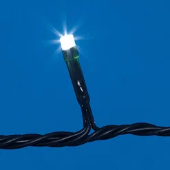 Guirlande électrique Solaire 50 Led Blanc froid clignotant 4,9 m < Gifi