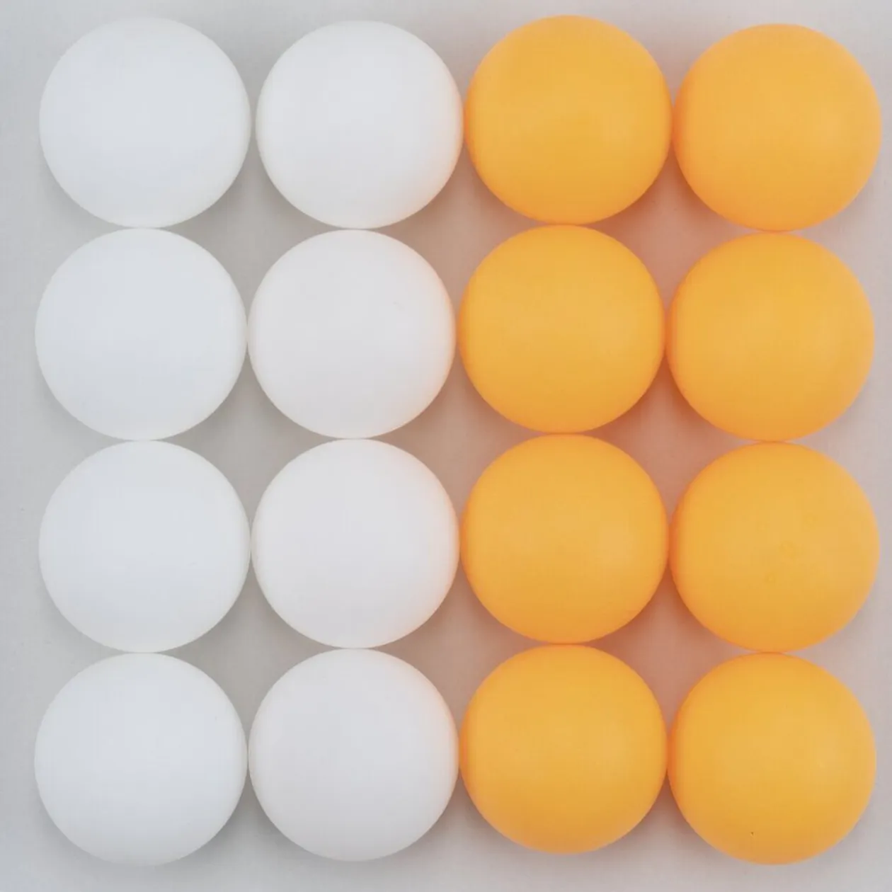 Jeu de 4 à la suite 16 balles à lancer plastique 16x14xH26cm