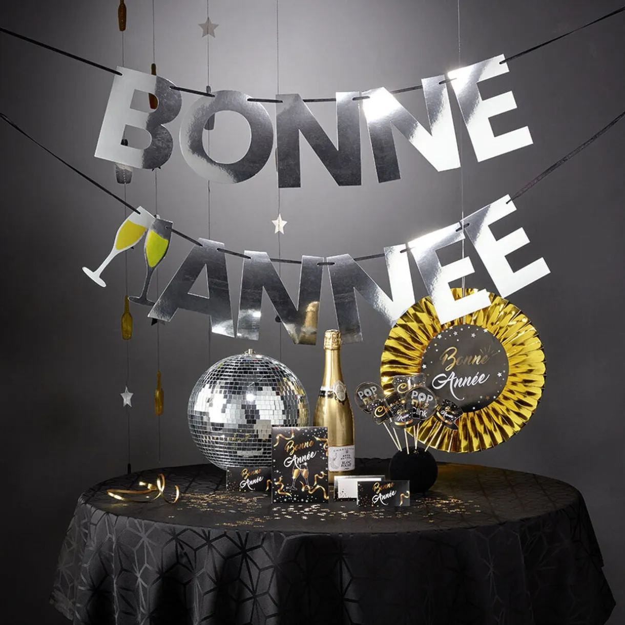 Kit de décoration spécial Nouvel an x 23 < Gifi Discount