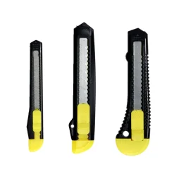 Lot de 3 cutters jaunes et noirs < Gifi Clearance