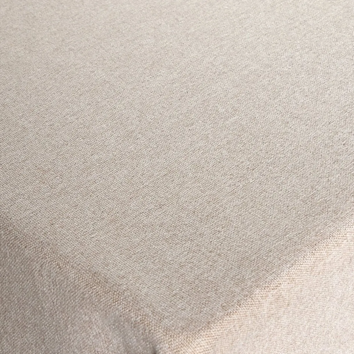 Nappe effet lin imperméable 140x250cm (3 modèles) < Gifi New