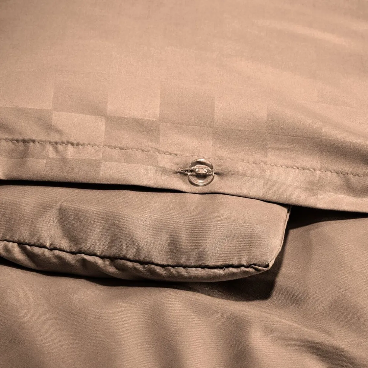 Parure de lit 2 personnes 220x240cm 2 taies 63x63cm polyester damier (2 modèles) < Gifi Hot