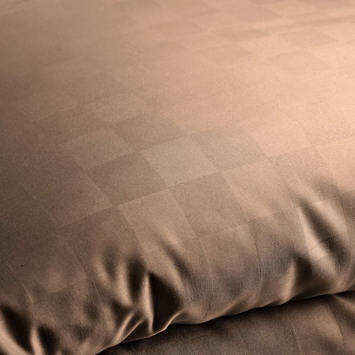 Parure de lit 2 personnes 220x240cm 2 taies 63x63cm polyester damier (2 modèles) < Gifi Hot