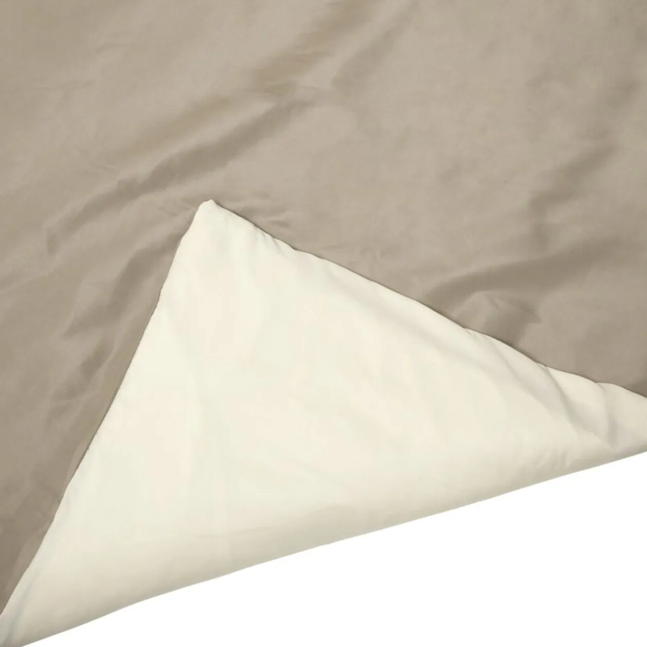 Parure de lit 220x240cm 2 personnes unie avec drap housse 4 pièces (3 modèles)