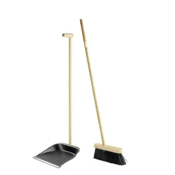 Pelle balayette aéroport manche bambou et métal noir H93cm