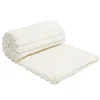 Plaid flanelle stries en relief beige 130x160cm