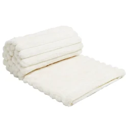 Plaid flanelle stries en relief beige 130x160cm