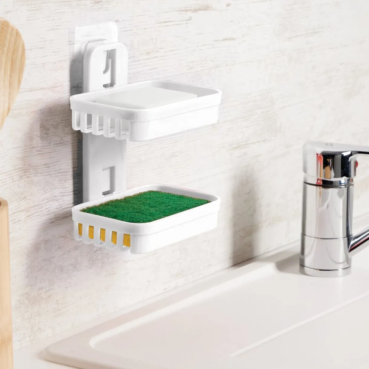 Porte savon 2 niveaux plastique (2 modèles blanc ou rose) < Gifi Outlet