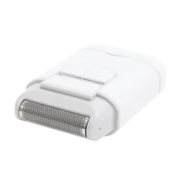 Rasoir électrique de poche avec brosse de nettoyage