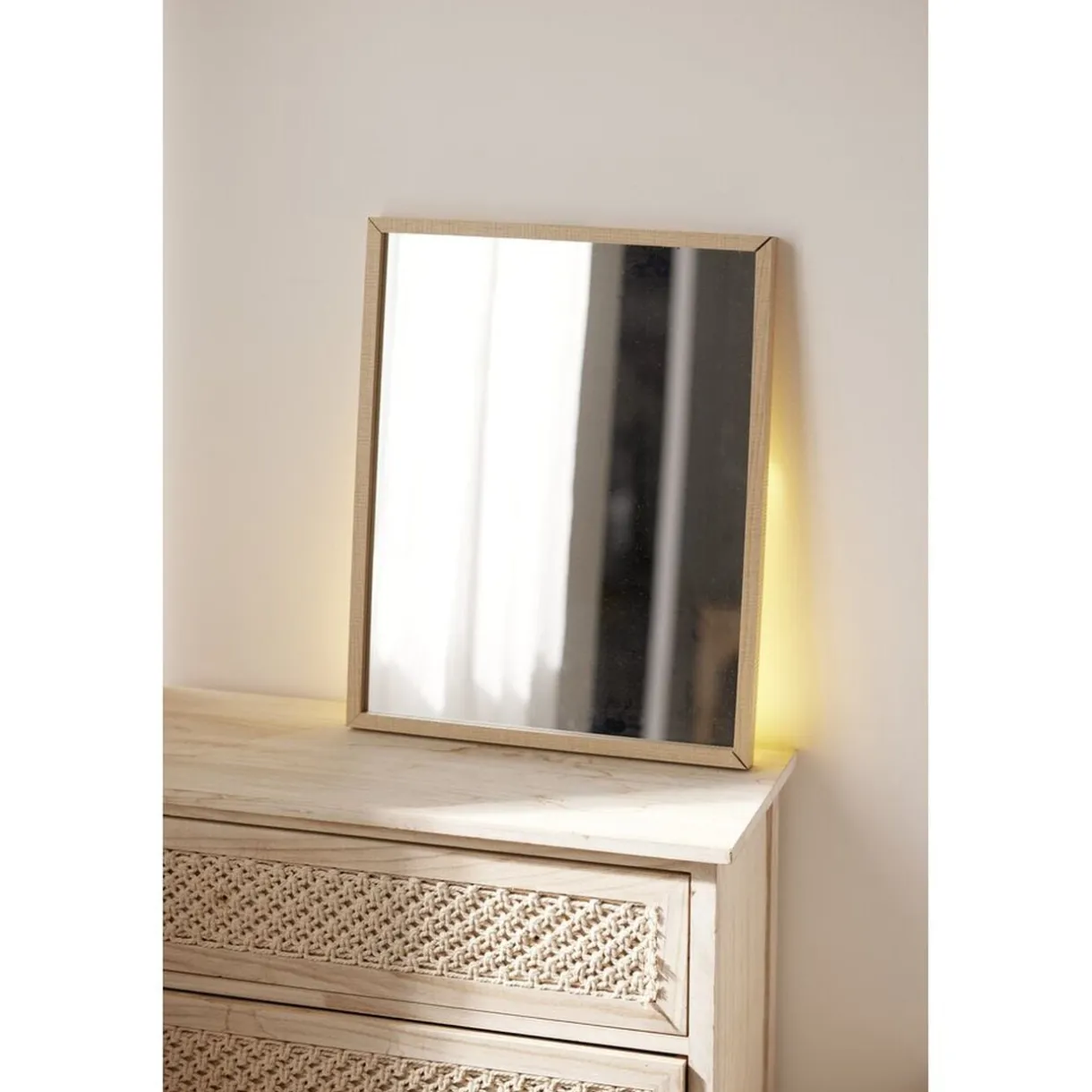Ruban lumineux adhésif 30LED 1,8m (2 modèles) < Gifi Best