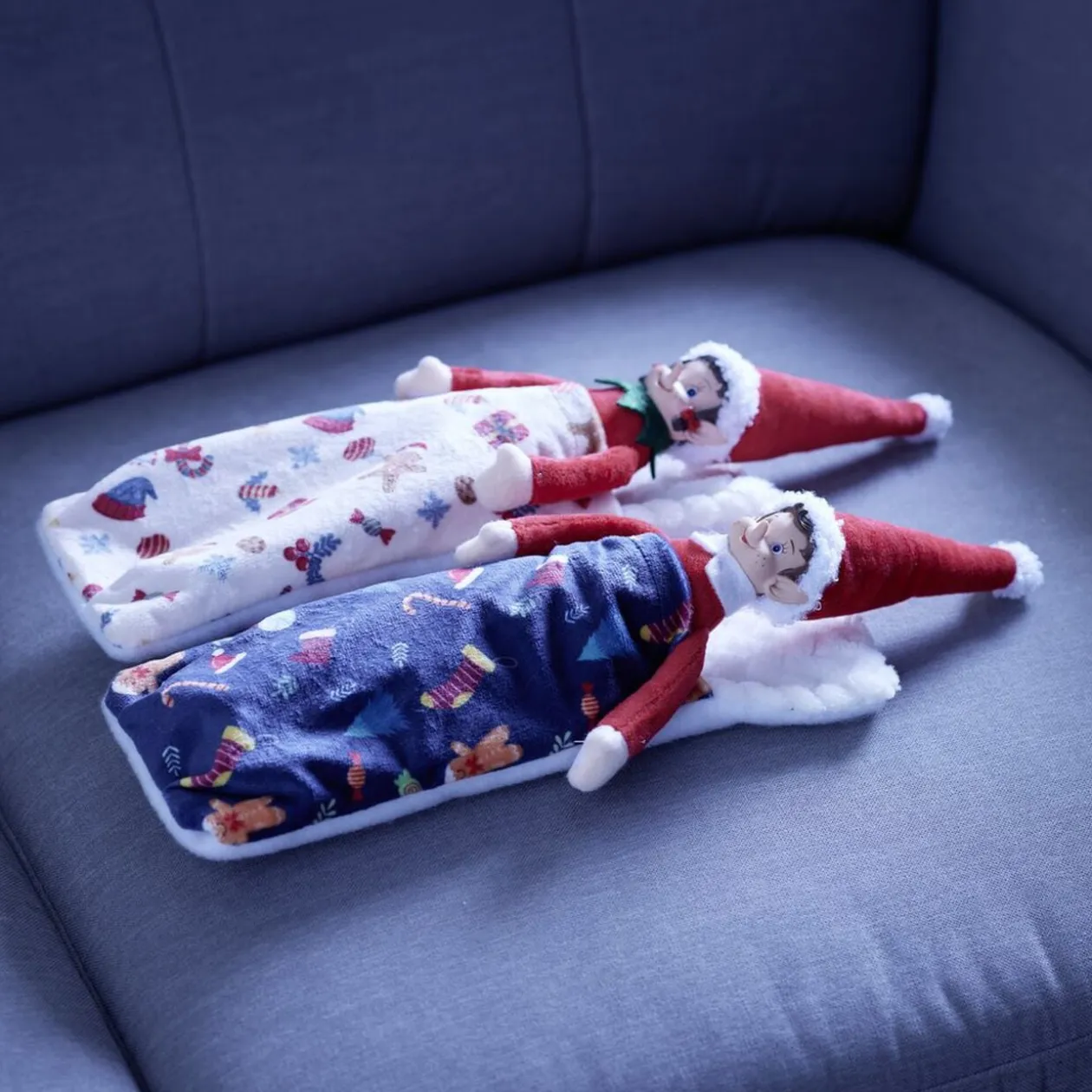 Sac de couchage pour lutin farçeur 11x30cm (2 modèles blanc ou bleu)