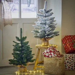 Sapin effet neige H60cm base en jute < Gifi