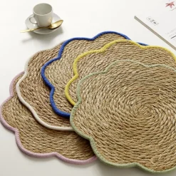 Set de table jonc de mer tressé et coton forme fleur contour bleu Ø38cm < Gifi