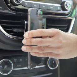 Support magnétique de voiture pour téléphone < Gifi
