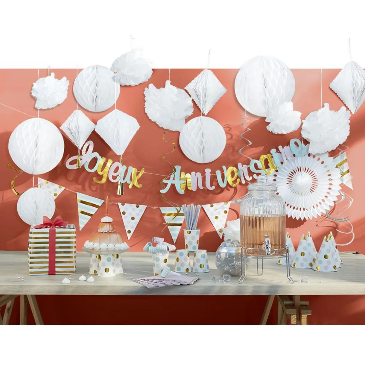 Suspension 2 boules en papier blanc et son pompon < Gifi Outlet