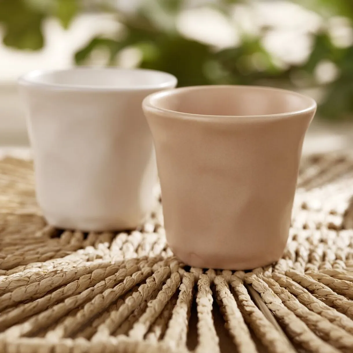 Tasse expresso 10cl forme organique céramique beige Ø6xH6,3cm < Gifi New
