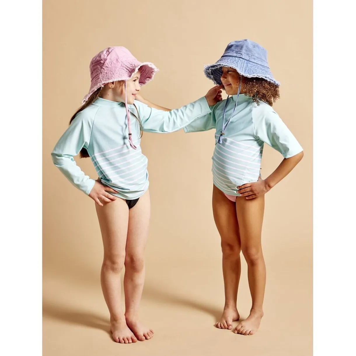 T-shirt manche longue protection UV50 enfant tissu bleu 30x40cm < Gifi Sale