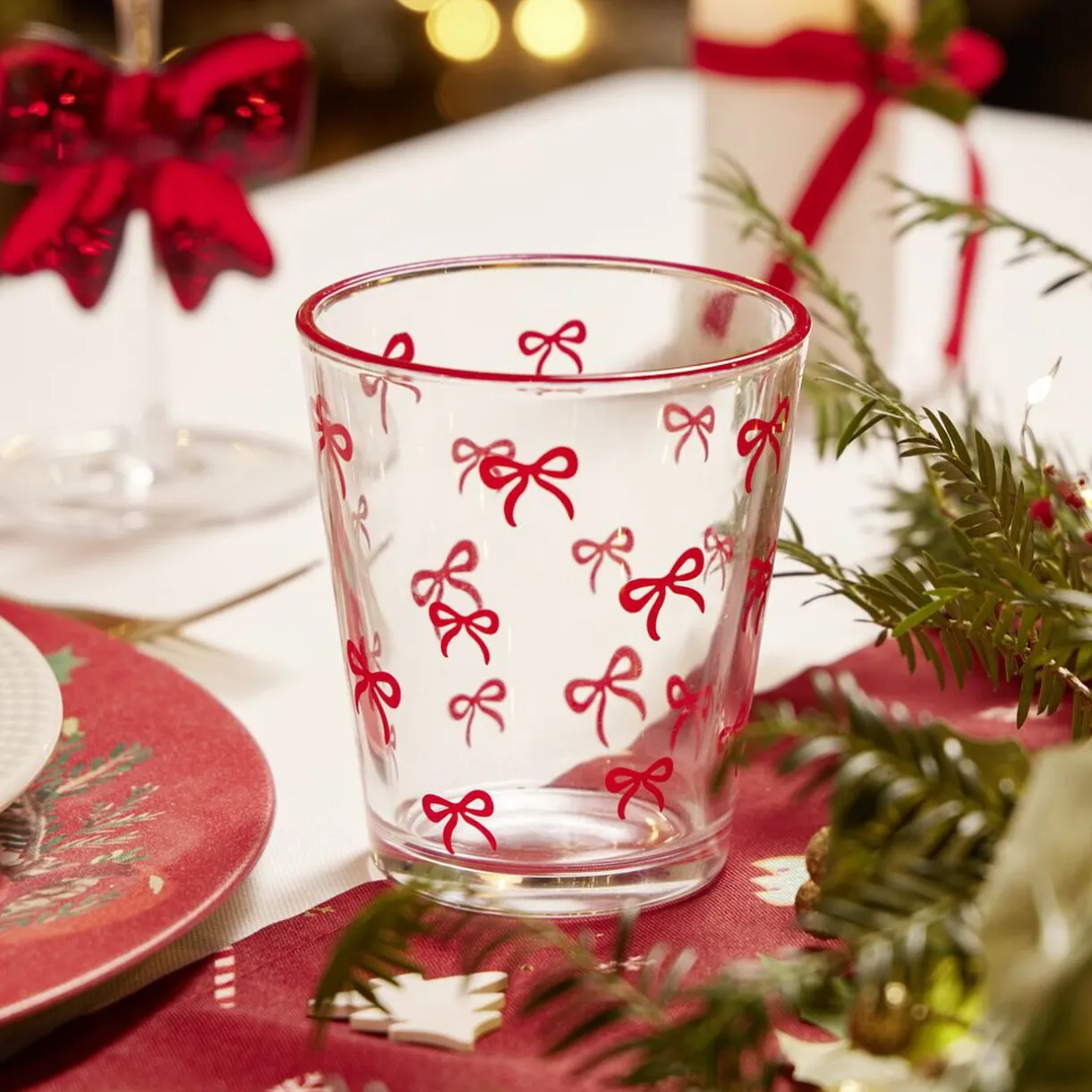Verre bas transparent motifs noeuds roses Ø8,8xH10cm < Gifi Outlet