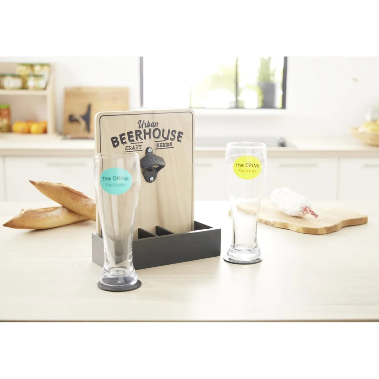 Verre à bière 50cl x2 avec support décapsuleur et 2 sous-verres < Gifi New